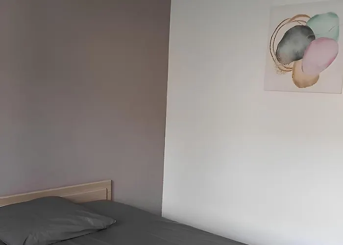 La Maison De La Majore Au Pied De La Cite