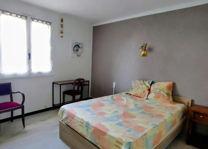 בית נופש La Maison De La Majore Au Pied De La Cite *